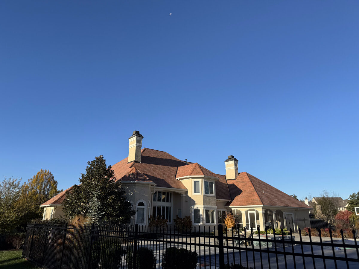 Estate mansion with DaVinci slate